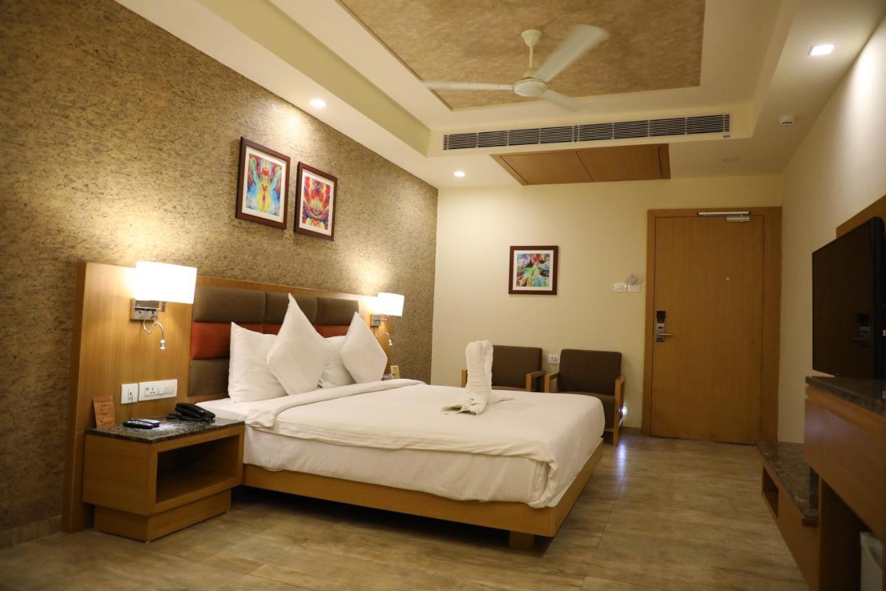 Neel'S City Resort Rajkot Exterior photo